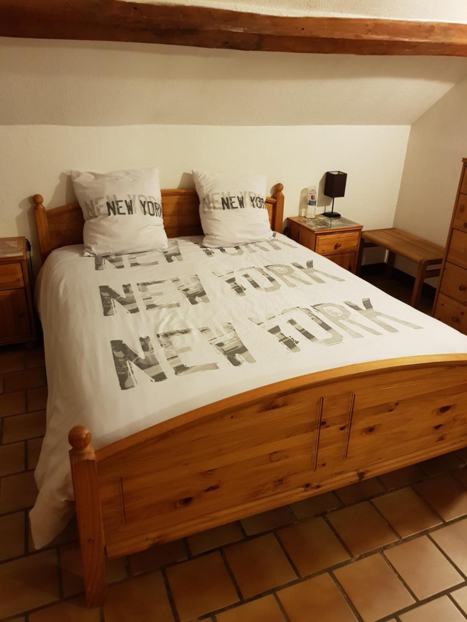 Henonville Au Grand Sapin Chambres Chez L'Habitant מראה חיצוני תמונה